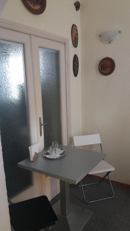 12 Residence Cotroceni Bucharest Luaran gambar