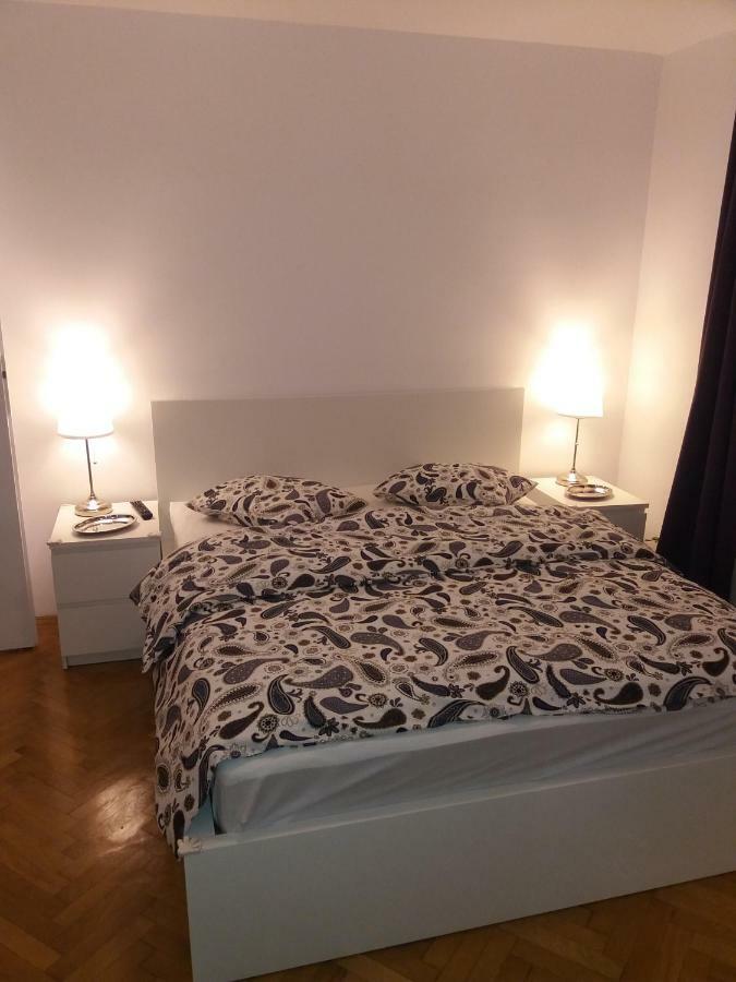 12 Residence Cotroceni Bucharest Luaran gambar