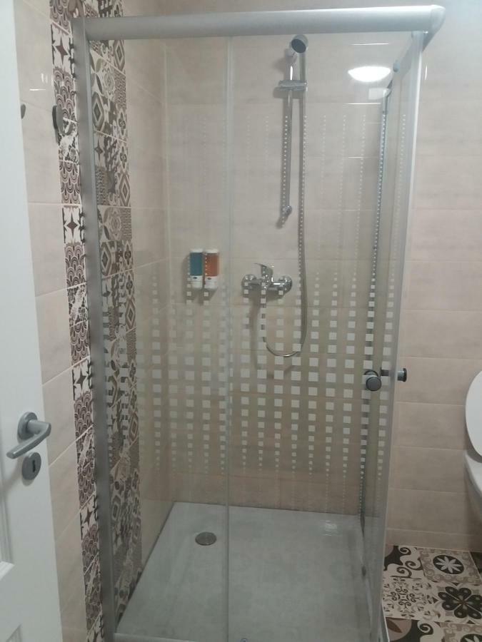 12 Residence Cotroceni Bucharest Luaran gambar